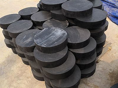 曲松县板式橡胶支座由若干层橡胶片与薄钢板经加压硫化